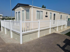 Pg115 GOLDEN PALM CHAPEL ST LEONARDS